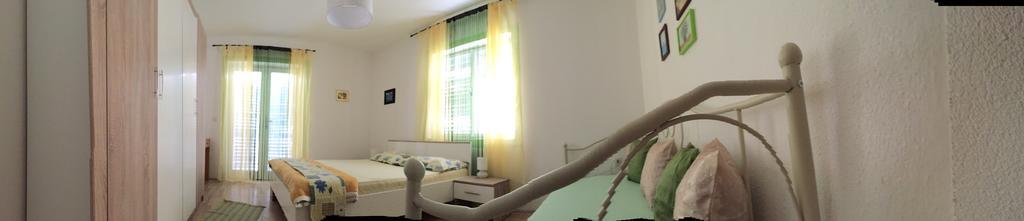 Apartments Stakic Krvavica Chambre photo