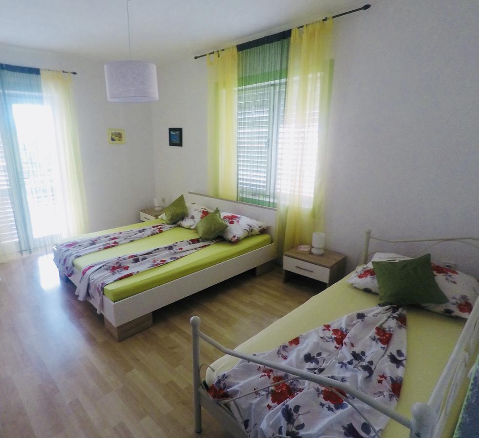 Apartments Stakic Krvavica Extérieur photo